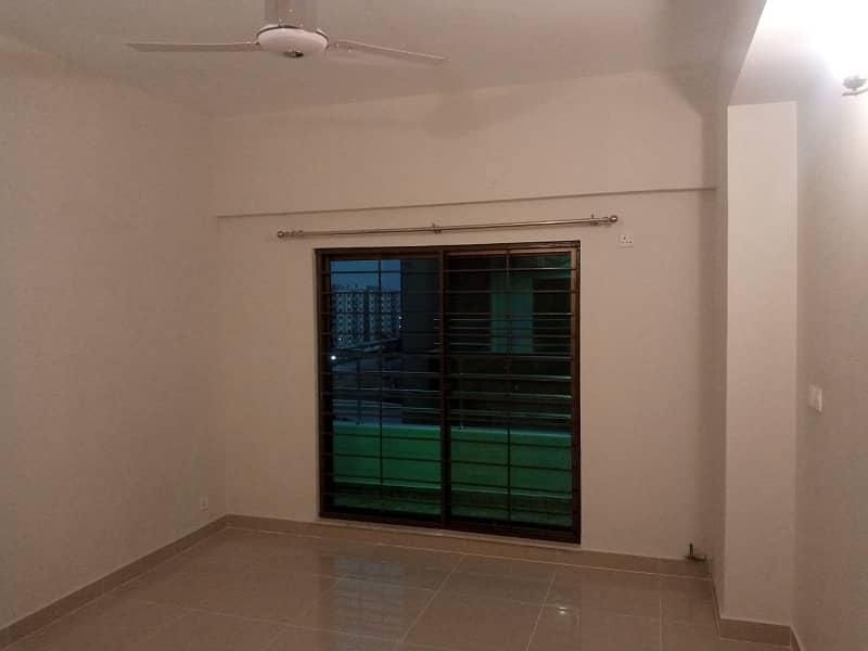 12 Marla 4 Bed New Design Flat With For Sale In Askari 11-B, Lahore 3