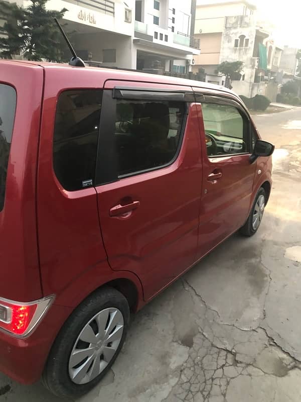 Suzuki Wagon R 2022 13