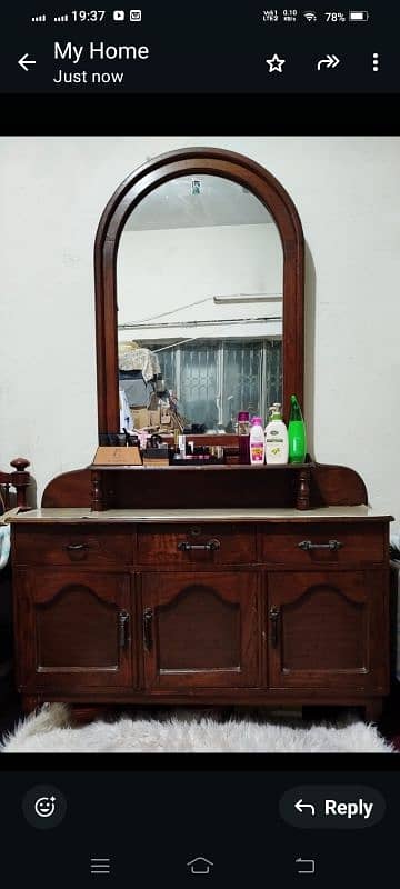 wooden dressing table 0