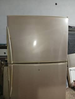 Dawlance fridge full size for sale