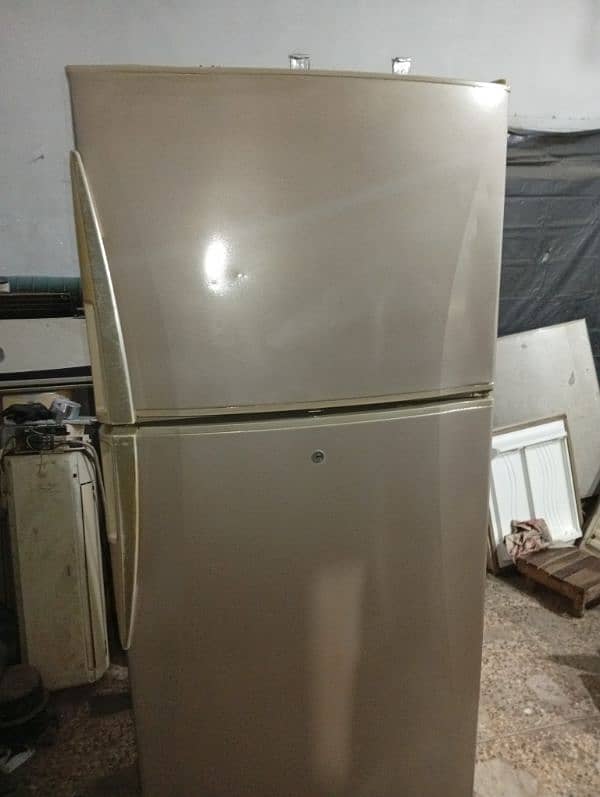 Dawlance fridge full size for sale 1