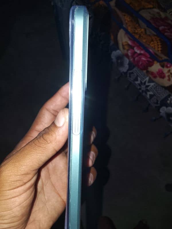 Vivo y03t just open box 4+4 ram  and 128gb 0