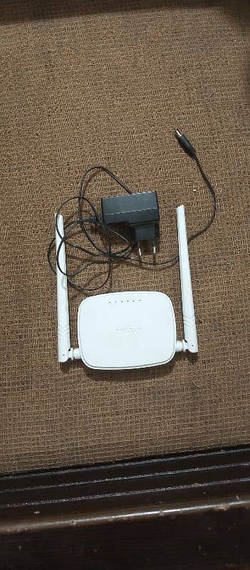 TENDA Router 10/10 Condition 0