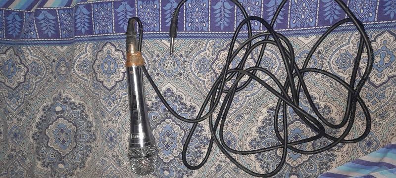 Sony original mic made in japan   Daraz wala local mice nahi h. 3