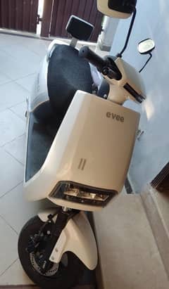 Evee C1 Electric Scooty | Model 2024 | Total Geniune | Low milage