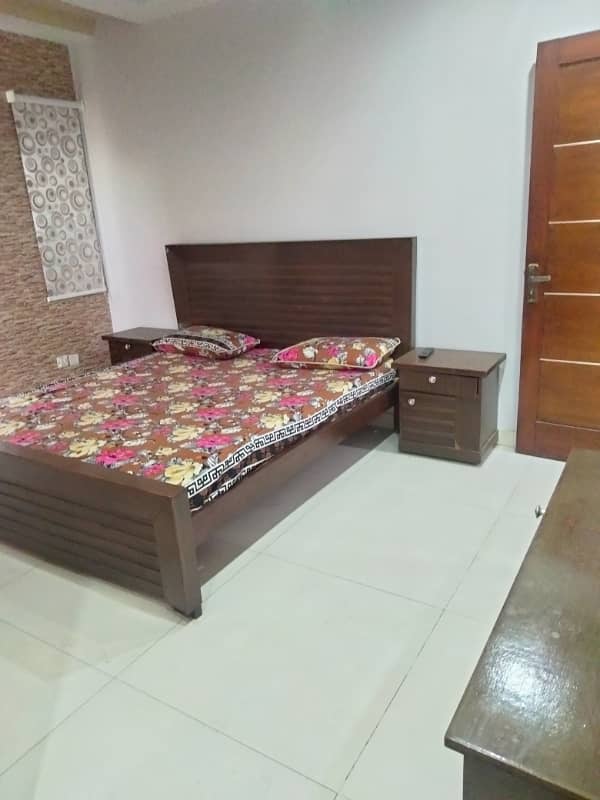 One Bed Apartment For Rent Per day Avil For familes 1