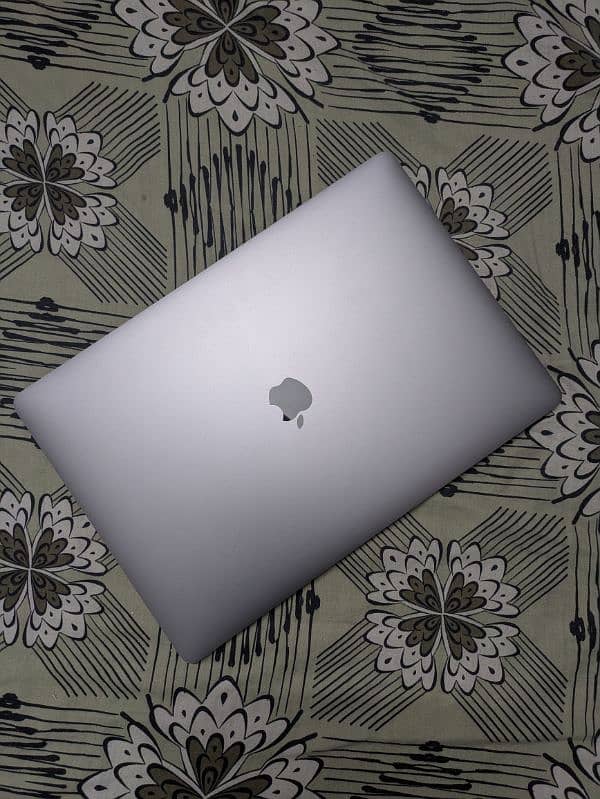 MacBook Pro 2019 16inc 2