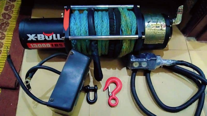 XBULL 13000lb very  powerful Jeep winch 4