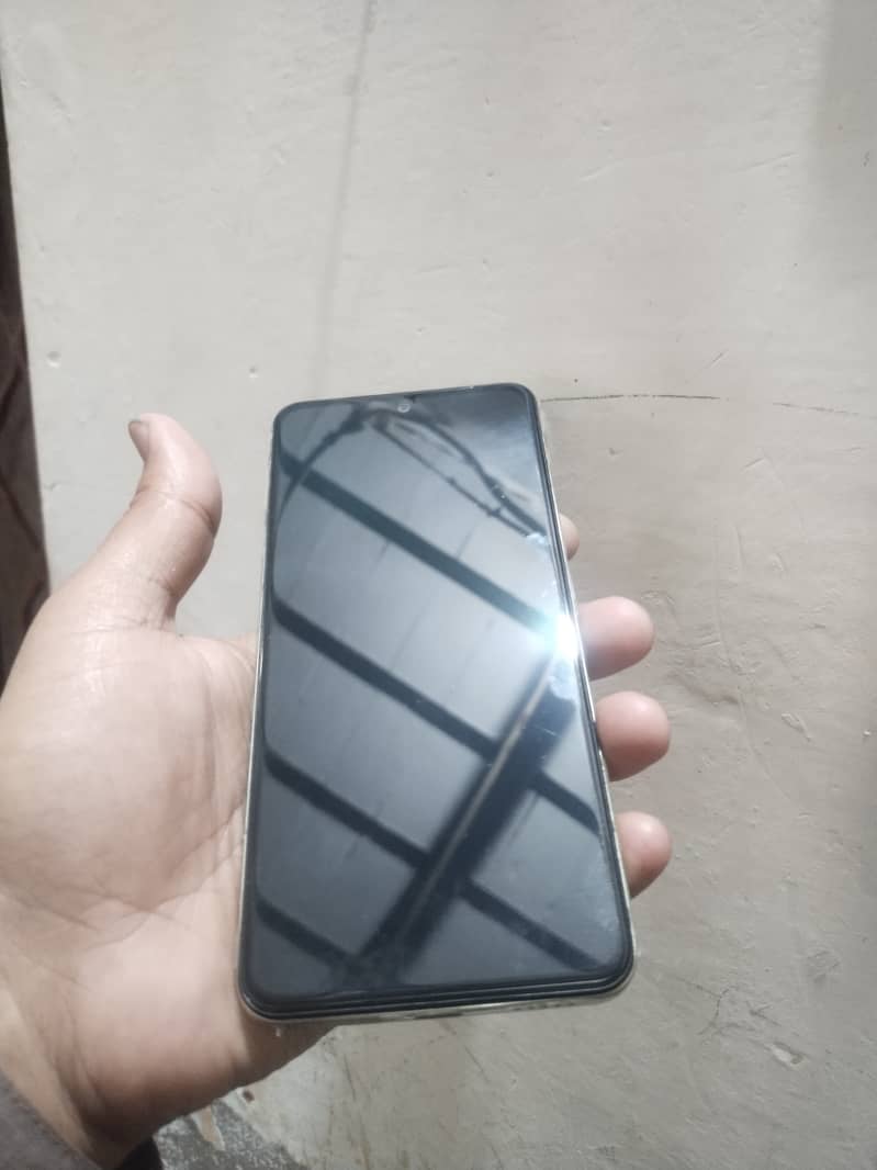 Vivo y100 8/128 with Best Condition 4