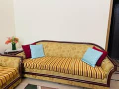 Shisham wood 5 seater sofa set Rs18000