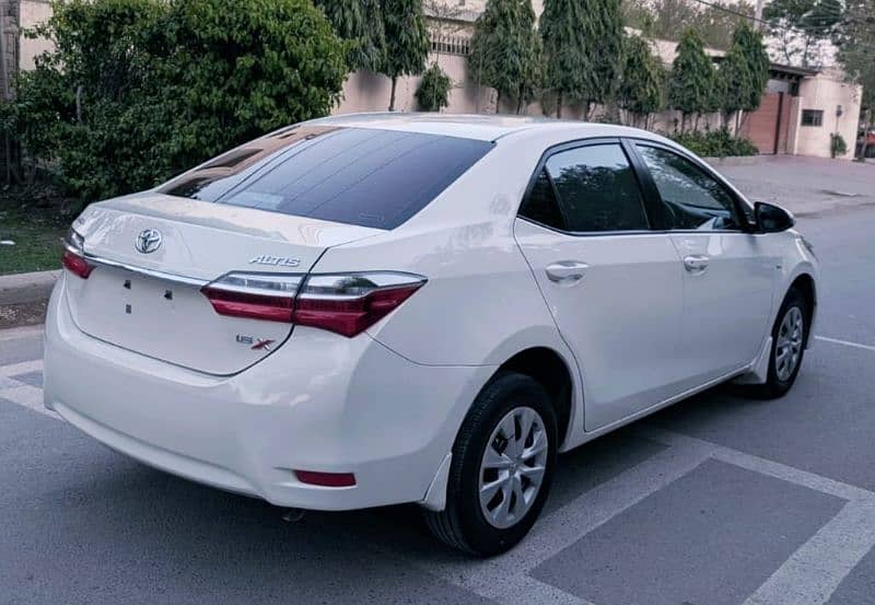 Toyota Corolla GLI 2018 3