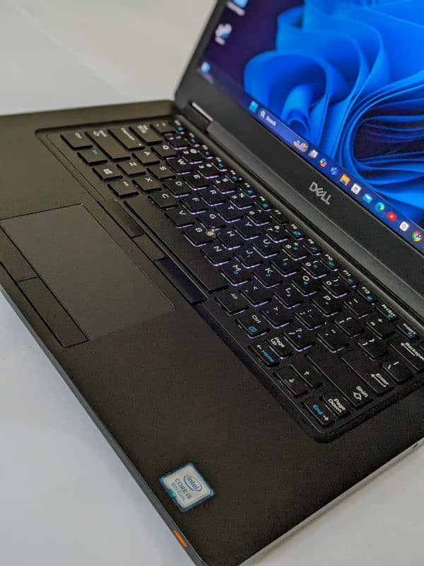 Dell Latitude 5490  (Touch Screen)  Price:RS 58,000  I 3