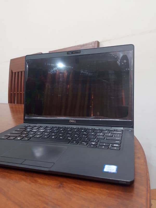 Dell laptop like brand new condition 8 Gb ram 256 rom 3