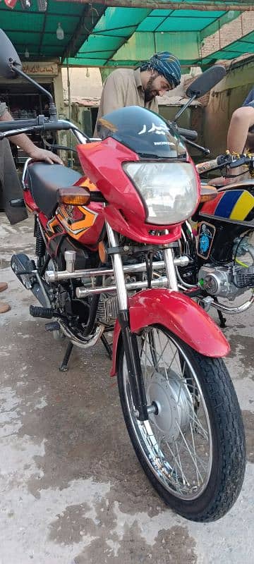 honda pridor 100cc good condition all punjab number biometric 6