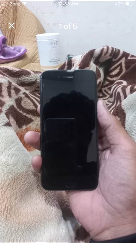 iPhone 7 black 128 gb pta approved 0