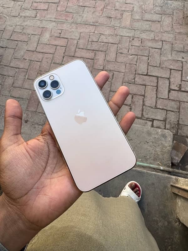 iPhone 12 Pro Rose gold 0