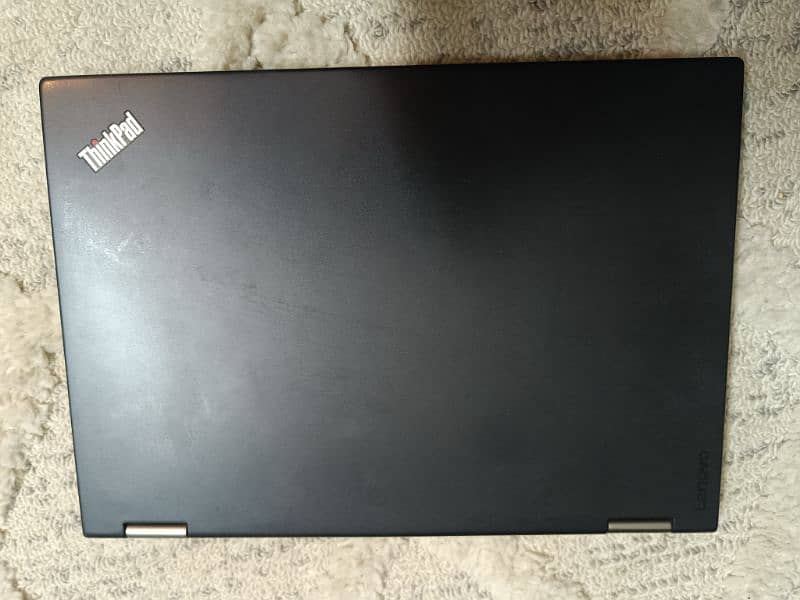 Lenovo Yoga X370 3