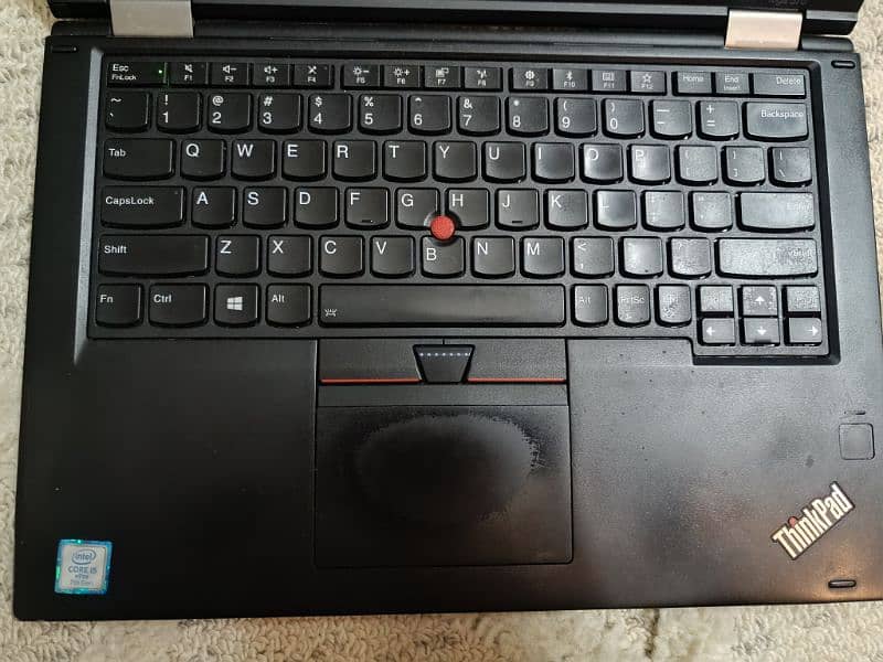 Lenovo Yoga X370 6