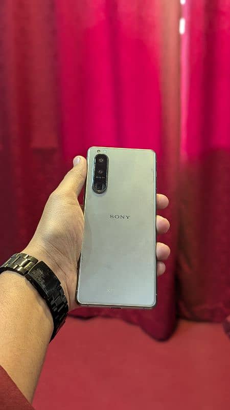 Sony Xperia 5 ( mark 3 ) 1