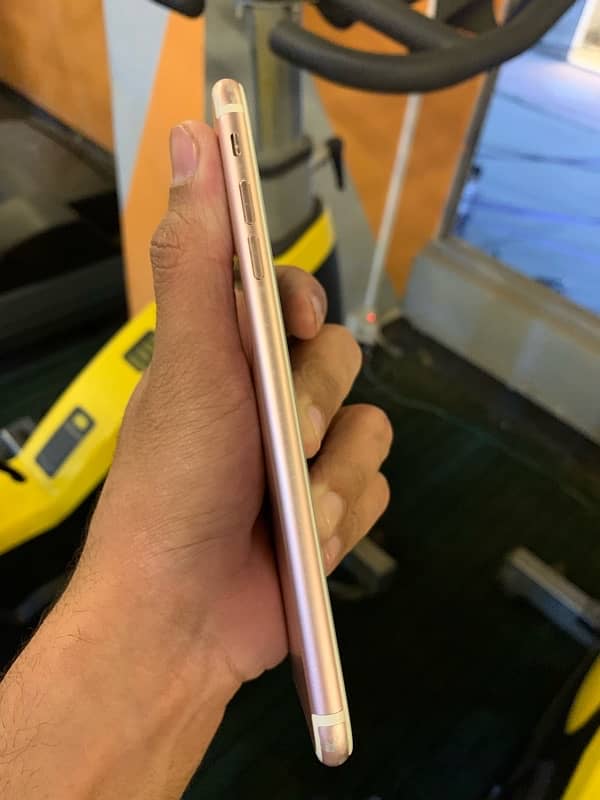 Iphone 7plus pta 128gb 5