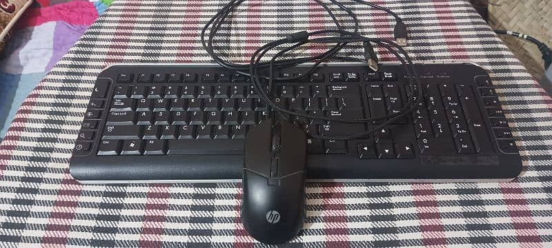 HP gaming mouse + HP wired small buttons full multimedia keyboard 0