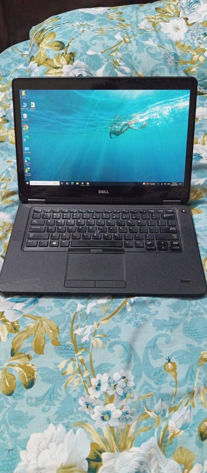 DELL LATITUDE E7450 GOOD CONDIDATION LAPTOP GOOD BATTERY 3