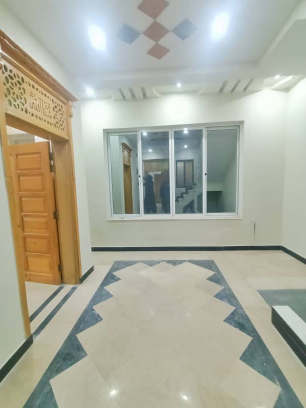 Brand new 5 marla first floor for rent 8