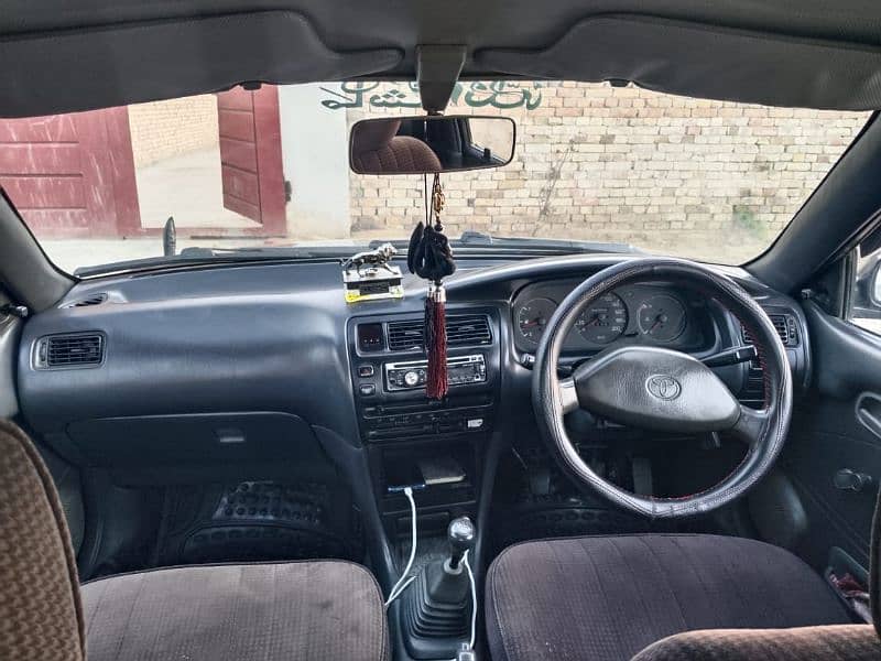 Toyota Corolla 2.0 D 1996 8