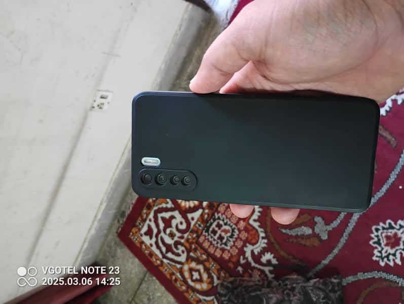 Oppo F15 just like new 3