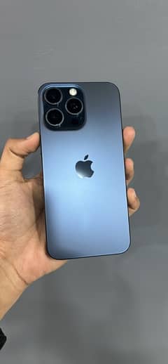 Iphone 15 pro max 256gb Factory unlocked LLA complete box