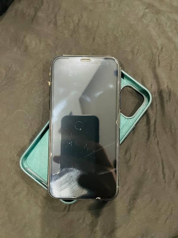 Iphone 11pro (mint condition ) 1