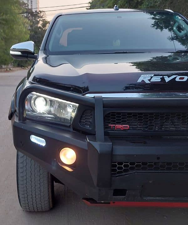 Toyota Revo 2018 1