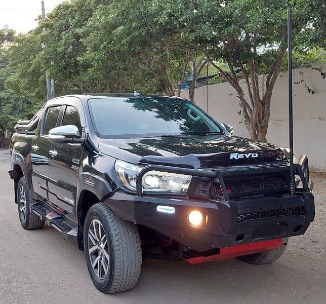 Toyota Revo 2018 12