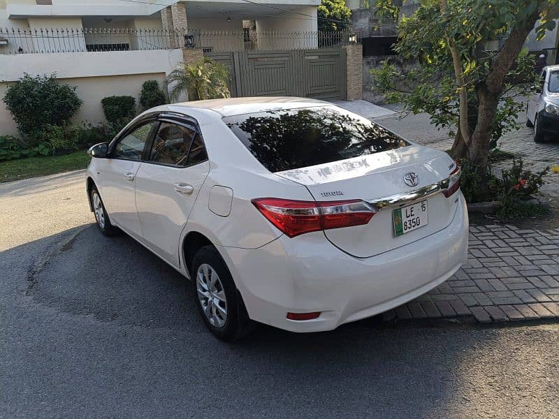 Toyota Corolla GLI Auto 2015 2