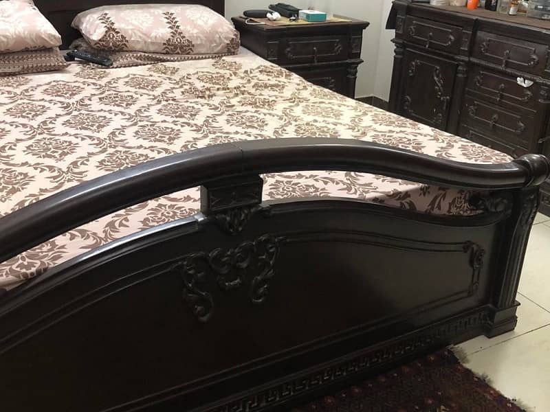 Pure Sheesham bed set 1