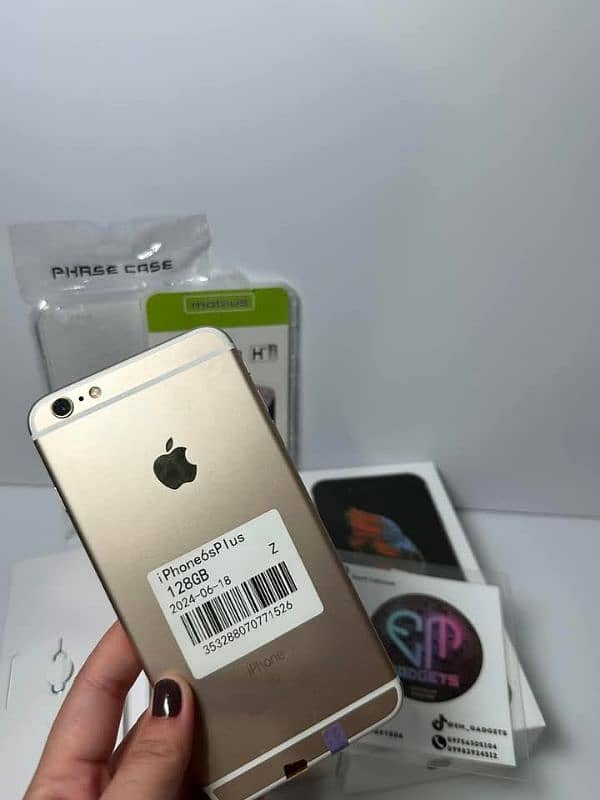 Iphone 6s plus 128gb my whatsapp number 03406950368 1