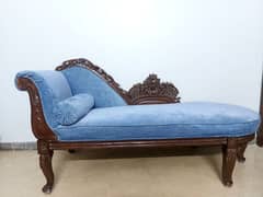 Dewan sofa