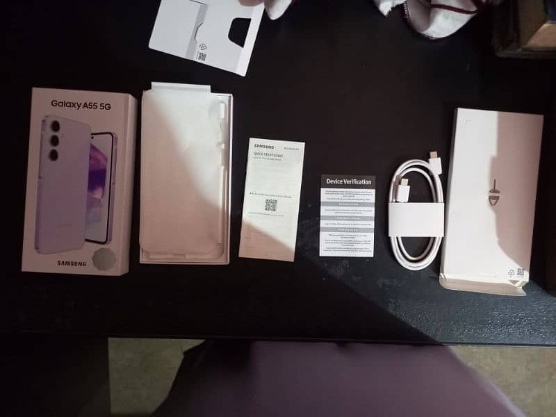 8/256 GB ice blue only one month used with charger 4