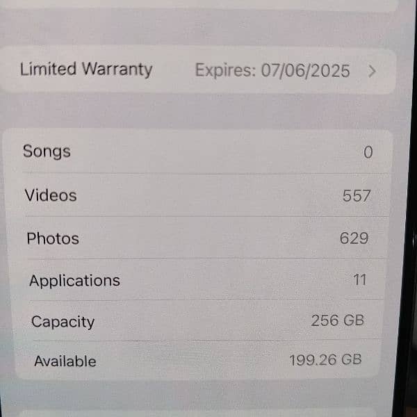 I phone 15 pro max natural titanium Jv in warranty 2