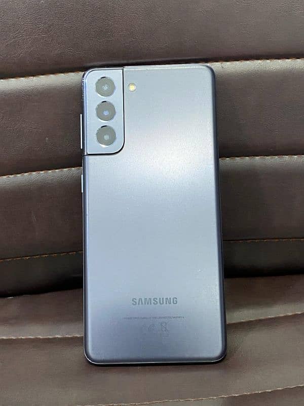 Samsung Galaxy S21  8/256gb Non PTA 3