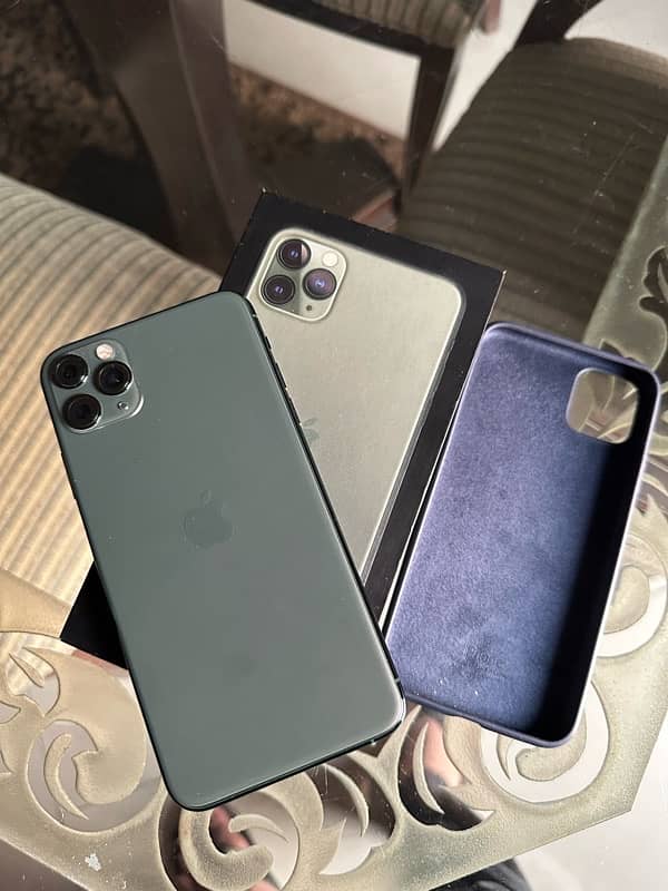 iPhone 11 pro max PTA approved with Box 0