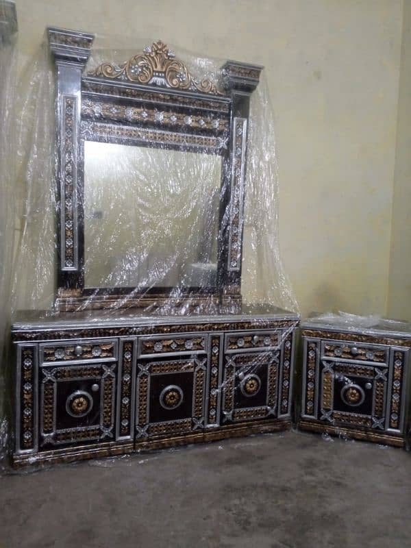 solid heavy complete bed set furniture for sale in Lahore 5