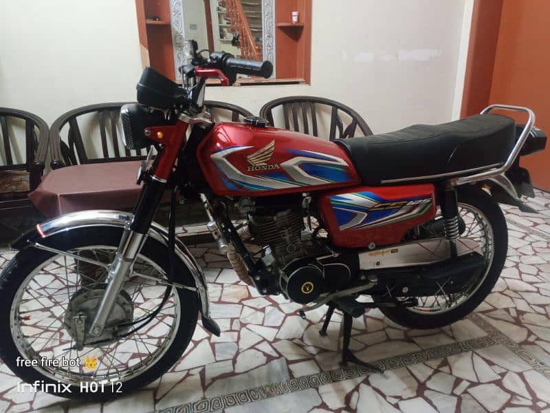 Honda 125 brand new 10/10 4