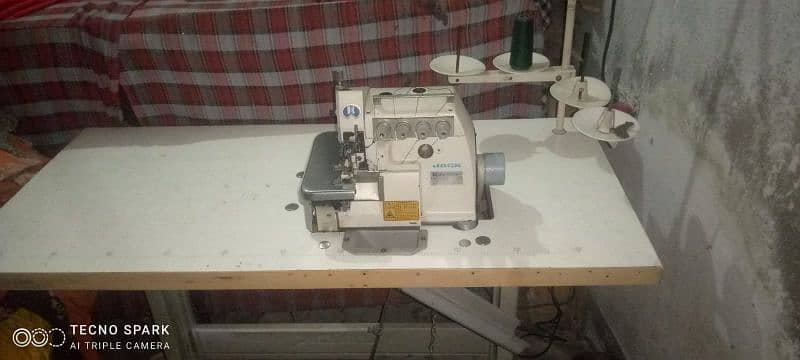 Sewing machine For sale 2