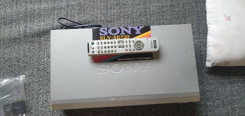 SONY VCR SLV-SE720 6