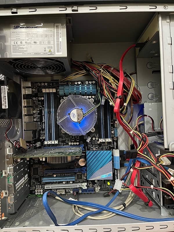 Pc Full Setup Intel(R) Core(TM) i7 4th(Gen)  24 inch(Led) 3