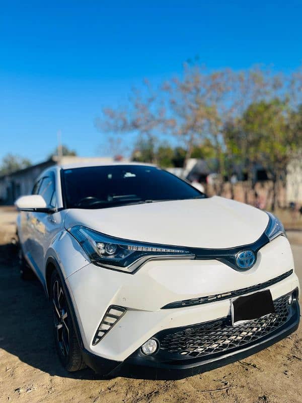 Toyota C-HR 2017 11