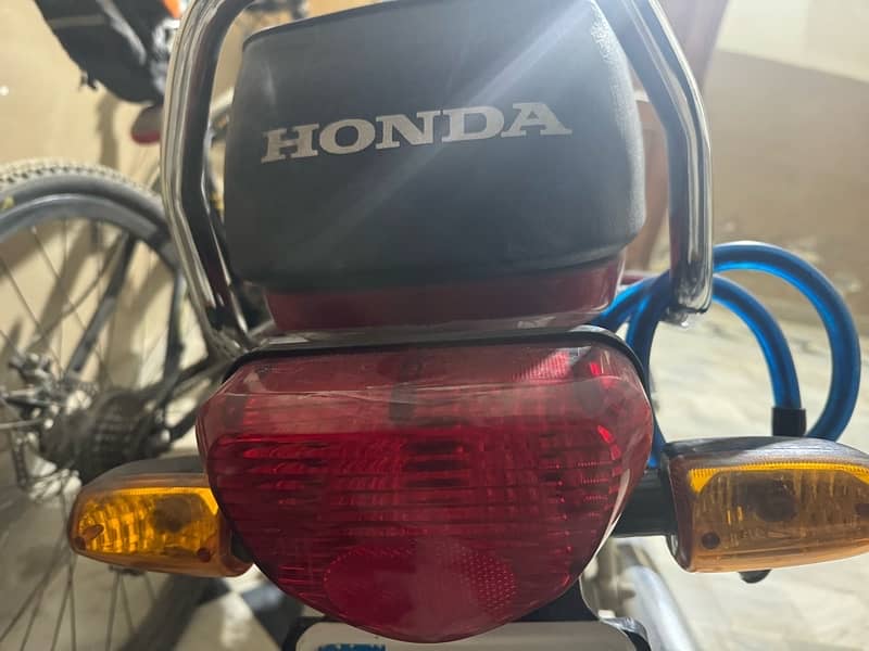 Honda 70cc islamabad numbar 1