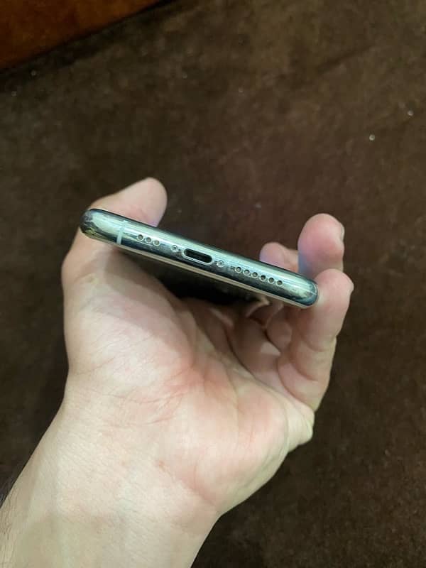 iphone11pro 256 GB non pta all ok 4