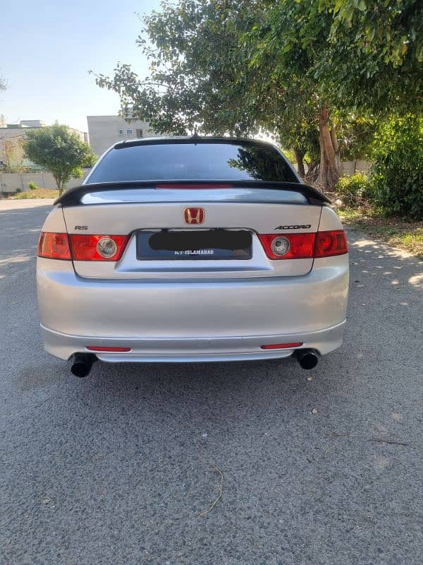 Honda Accord 2003 6